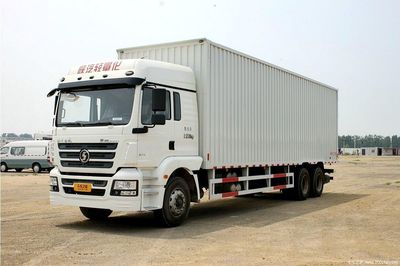 新規(guī)嚴(yán)限25噸，三軸載貨車路在何方？